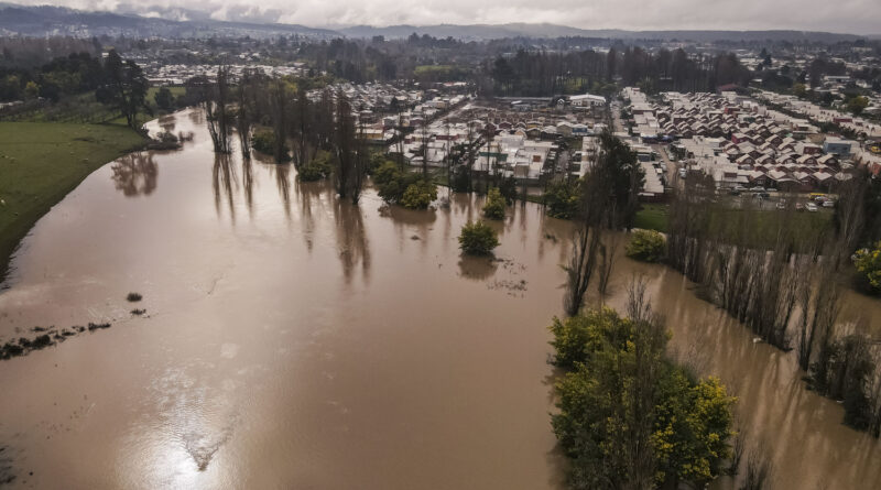 Catástrofe en Angol; expansión urbana asfixia antiguos lechos de río. Catástrofe en Angol; expansión urbana asfixia antiguos lechos de río.